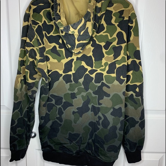 Camo Adidas sweatshirt - Picture 2 of 6